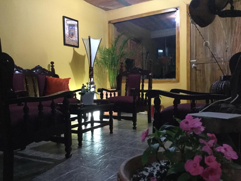Хостел Casa Pachamama Саленто Экстерьер фото